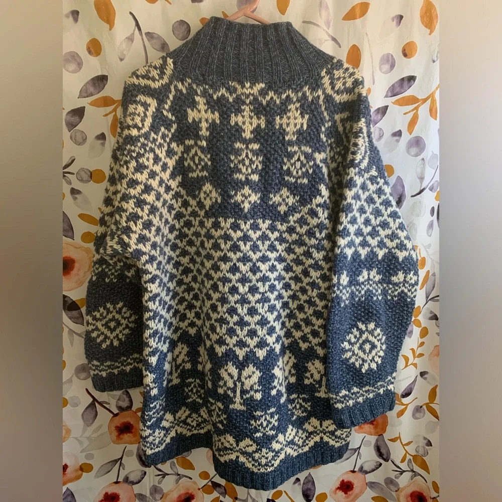 Studio B Knit Sweater/Dress Sz L